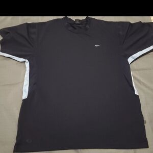 Nike Black and White Short Sleeve Tee